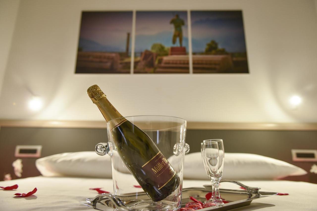 Pompei Inn Ruins B&B Luxury Suite Eksteriør billede